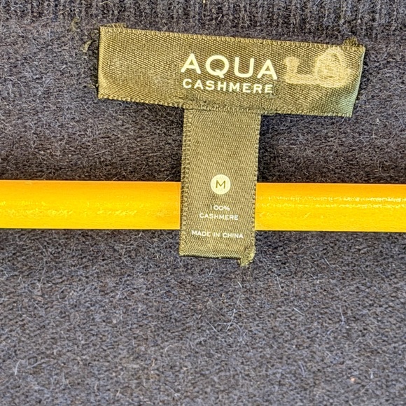 Aqua Cashmere 100% cashmere Navy V-Neck Cropped Cardigan M - Picture 4 of 8